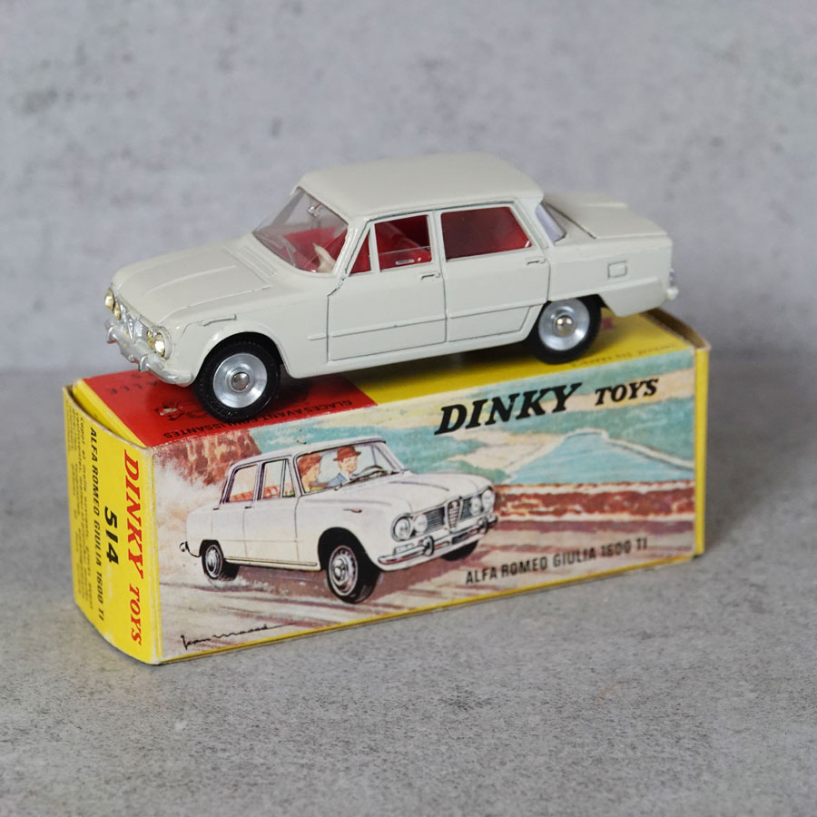 Dinky 514 Alfa Romeo Giulia 1600 TI Beige