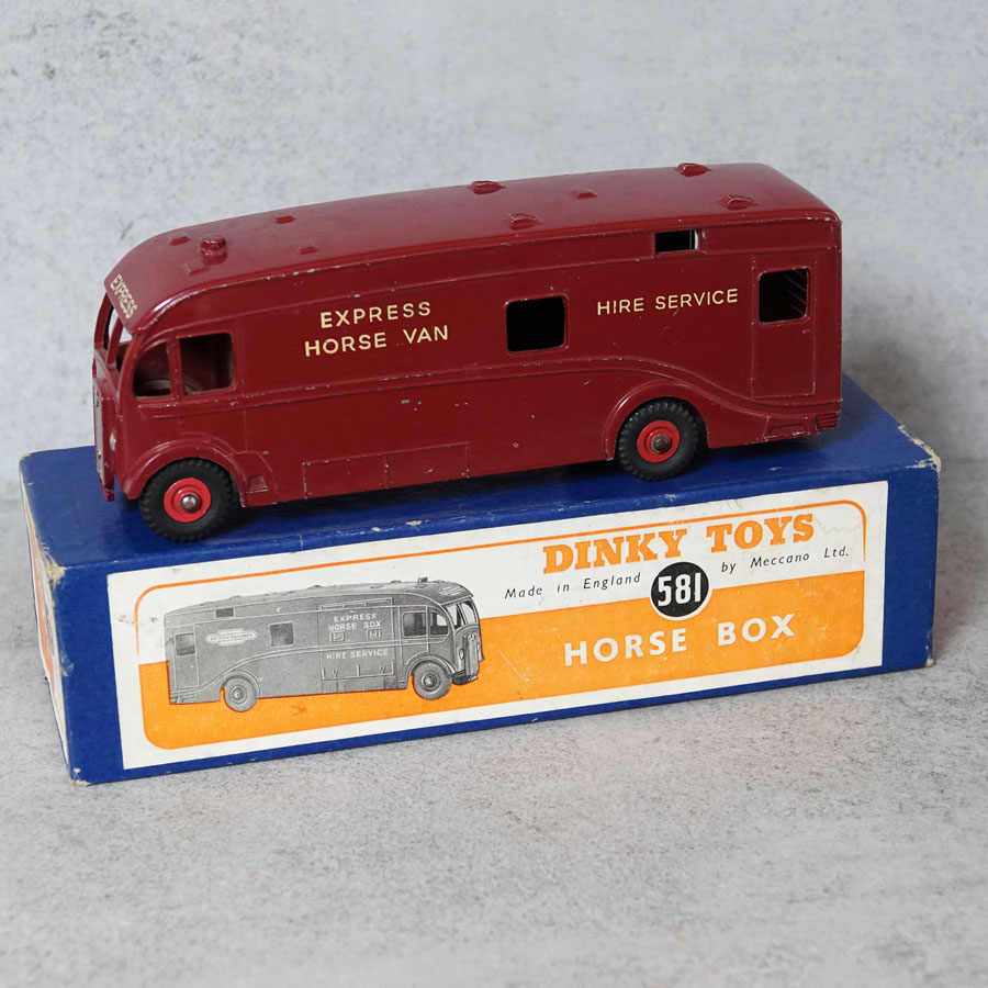Dinky 581 Horse Box U.S. Export Issue Red Wheels