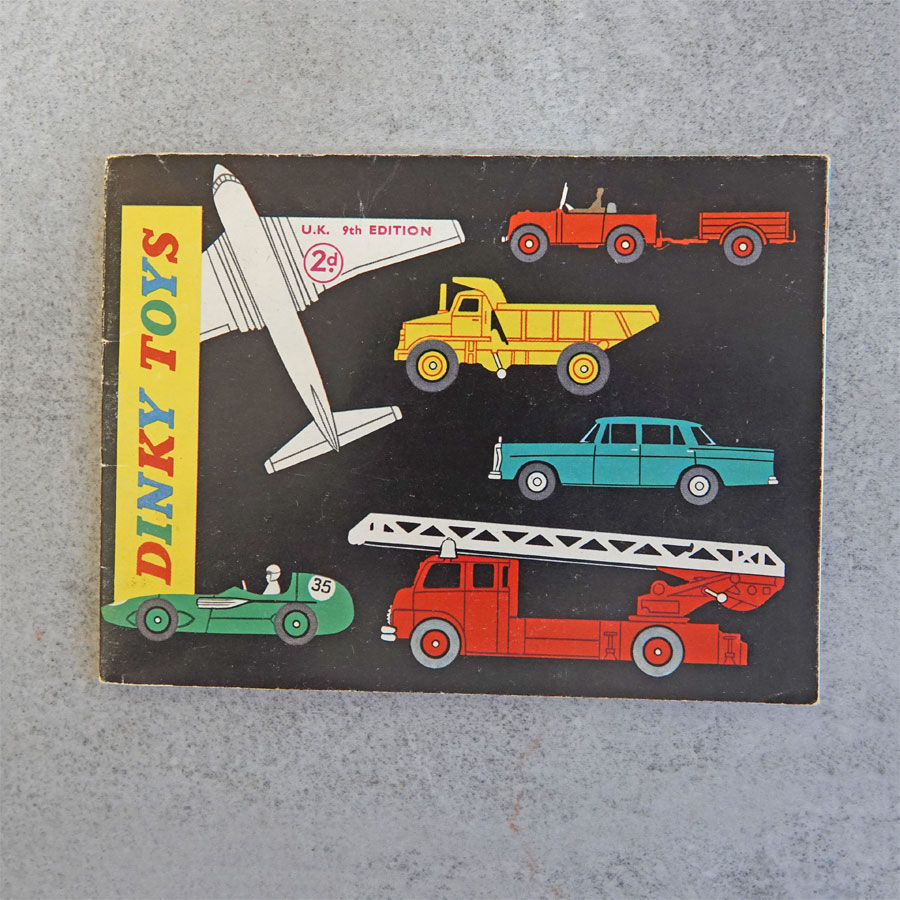 Dinky Catalogue 1961 UK issue 7/561/700